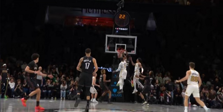 要进加时了！小波特干拔三分不中 克拉克斯顿冲击飞天补扣扳平！